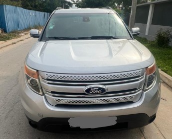 A venda FORD EXPLORER LIMITED | FULL OPTION