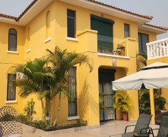 A venda Vivenda Duplex V3 com Piscina+Anexo, no condomínio Jardim de Rosas, Vi...