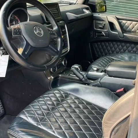 Mercedes benz G63 impecável p