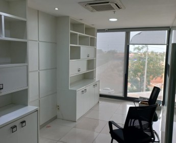 A venda Escritório de 60m², no Espaço Avenida, Kero Talatona.