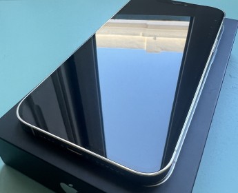 A venda IPhone 12 Pro Max 512Gb