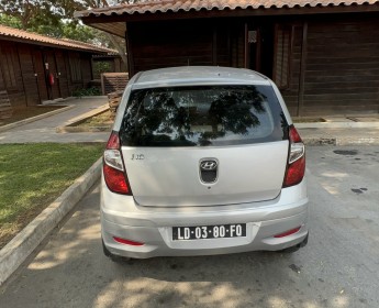 A venda Hyundai i10 cinza