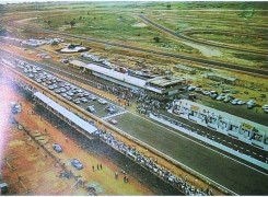 Anúncio Autódromo de Luanda Angola
