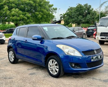A venda Suzuki Swift F j