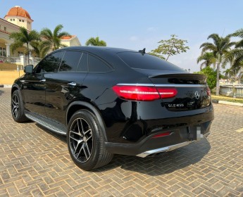 A venda Mercedes GLE 450 V6 impecável |_