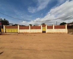 A venda Terreno na Zona Verde, Benfica, junto ao centro comercial Escravo do L...