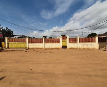 A venda Terreno na Zona Verde, Benfica, junto ao centro comercial Escravo do L...