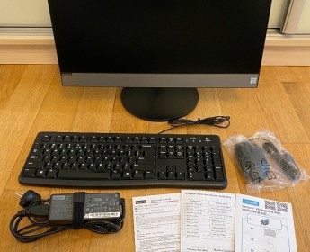 A venda All in One Lenovo Core i7 8GB RAM 1TB HDD impecável