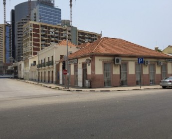 A venda Loja no centro da cidade com 500m2 Serviços