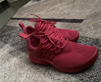 A venda Ténis Nike Usado