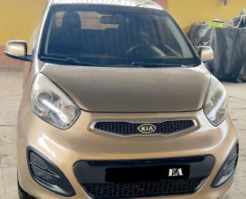 A venda MARCA KIA- MODELO PICANTO 1.0