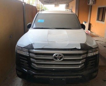 A venda Land Cruiser Twin Turbo Gxr gasóleo lcr
