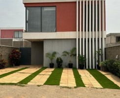 A venda T3+1 no condomínio Atlântic City p