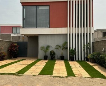 A venda T3+1 no condomínio Atlântic City p