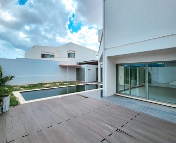 A venda Moradia T3 duplex no C. Dalm arrenda ~c