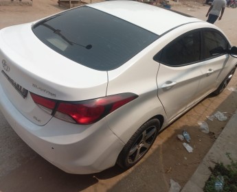A venda Hyundai Elantra