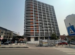 Apartamento T2, no edifício Kaluanda, em Ingobotas, Luanda.