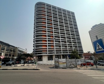 A venda Apartamento T2, no edifício Kaluanda, em Ingobotas, Luanda.