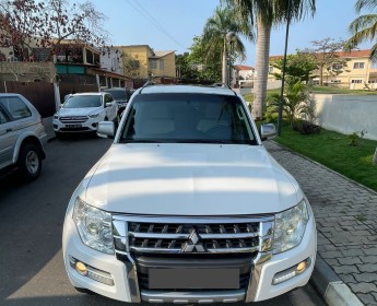 A venda MITSUBISH PAJERO