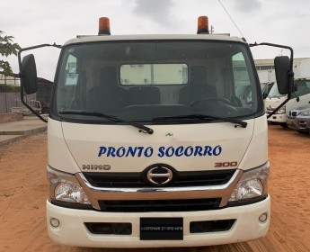 A venda TOYOTA HINO REBOQUE