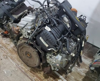 A venda MOTOR FORD V8-6210 6.2L