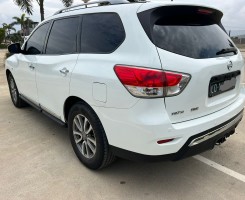 A venda Nissan Pathfinder F rlgm