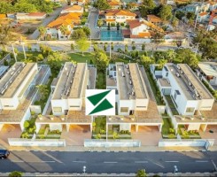 A venda Condomínio de 4 casas T5, Talatona