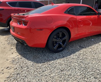 A venda Camaro v8 Ss impecável