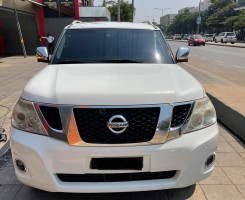 A venda Nissan Patrol Platinum