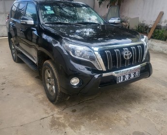 A venda Toyota Landcruiser Prado V6