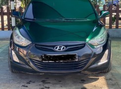 Hyundai Elantra disponível