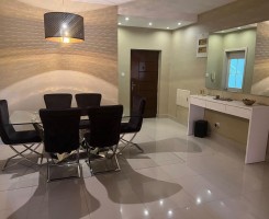 A venda Apartamento T3 mobilado, na Centralidade do Kilamba.