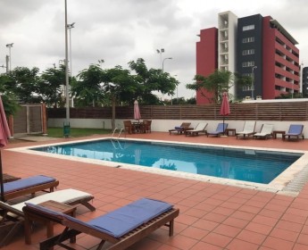 A venda Excelente apartamento T2, no condomínio Diamante, Talatona.
