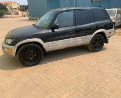 A venda Toyota RAV4