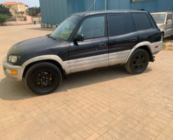 A venda Toyota RAV4