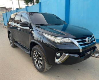 A venda Toyota Fortuner novo modelo