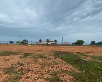 A venda Terreno beira mar no barra do Kwanza r1