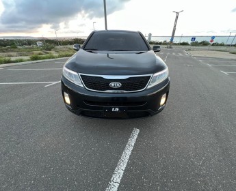 A venda Kia Sorento disponível
