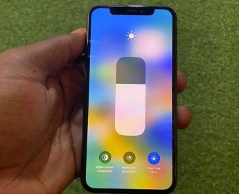A venda IPhone 11 Pro 64 GB