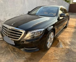 A venda Mercedes S400 2017 novo |_