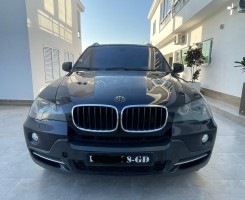 A venda BMW X5 semi novo G 2014 patriota