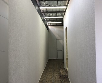 A venda TRABALHO DE PINTURA E ESTUQUE
