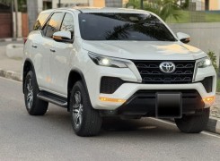 Anúncio Toyota Fortuner 2022 gasolina i r2