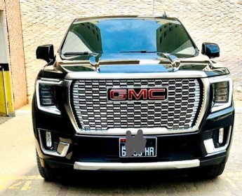 A venda GMC YUKON DENALI 2023 NOVO cr
