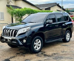 A venda Toyota Prado TXL Gasóleo F J