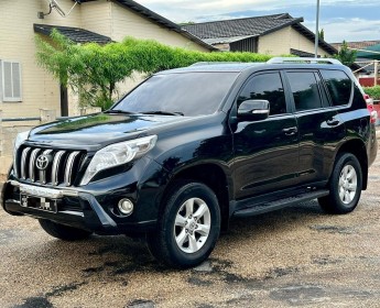 A venda Toyota Prado TXL Gasóleo F J