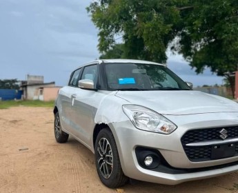 A venda SUZUKI SWIFT 00Km