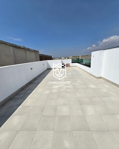Vivenda V4 de alto padrão, com terraço e piscina, no Condomínio AlphaVille, na circunvizinhança do Condomínio Esplendor das Acácias, Via Expressa.