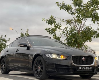 A venda Jaguar XE 2022 recém chegado i r3