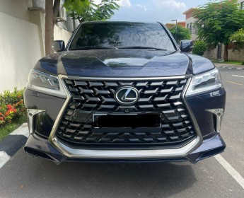 A venda LEXUS LX 570 ATUALIZADO P/ 2020. DE 3014 F lcr